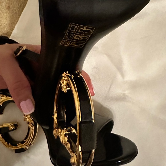 Dolce Gabbana D&G Black Sandal Heels Patent Leather - Picture 2 of 9